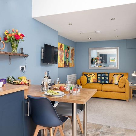 Fabulous Apartment For 2 In Llansteffan Llanstephan  Bagian luar foto